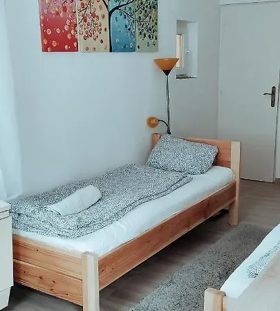 アパートホテル Napfeny Apartmanhaz Balatonberény