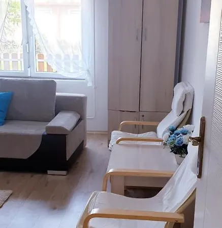 מלון דירות Napfeny Apartmanhaz Balatonberény