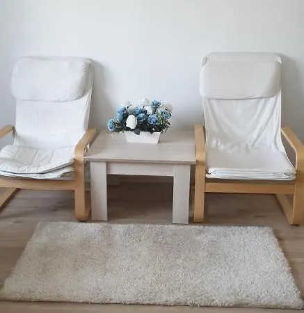 Napfeny Apartmanhaz מלון דירות Balatonberény