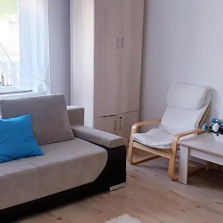 Napfeny Apartmanhaz Balatonberény