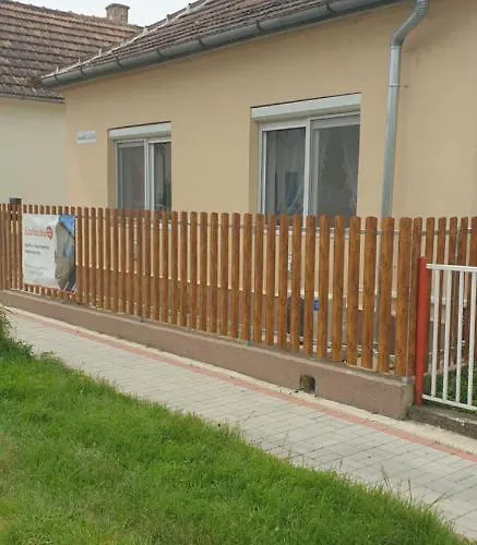 Napfeny Apartmanhaz 3* Balatonberény