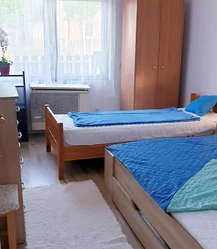 מלון דירות Napfeny Apartmanhaz Balatonberény
